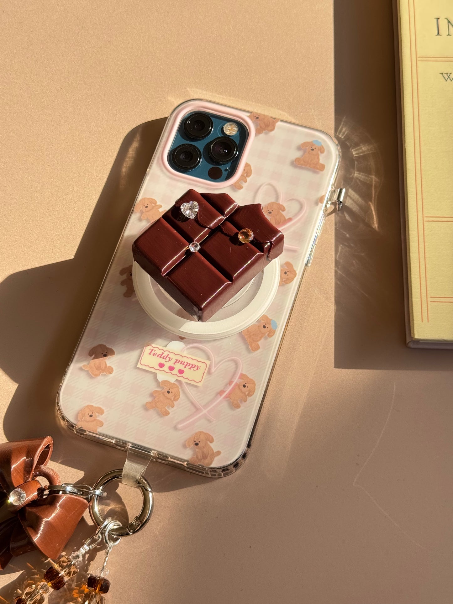 Chocolate Bow Magnetic Phone Grip